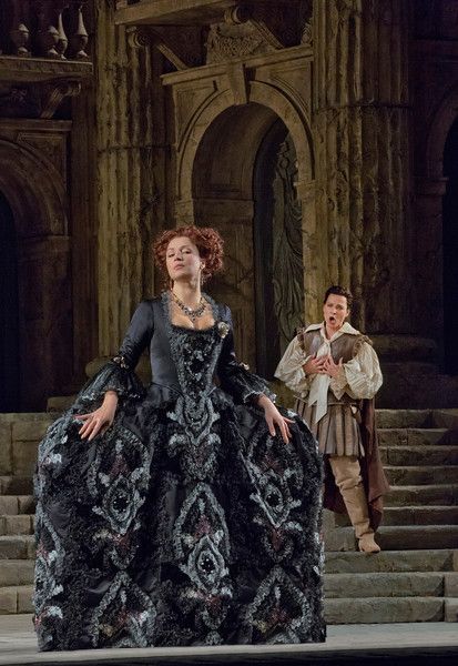 Barbara Frittoli as Vitellia and Elīna Garanča as Sesto in Mozart's "La Clemenza di Tito." Photo: Ken Howard/Metropolitan Opera