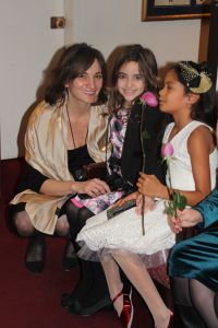 Roula, Lexi & Layla