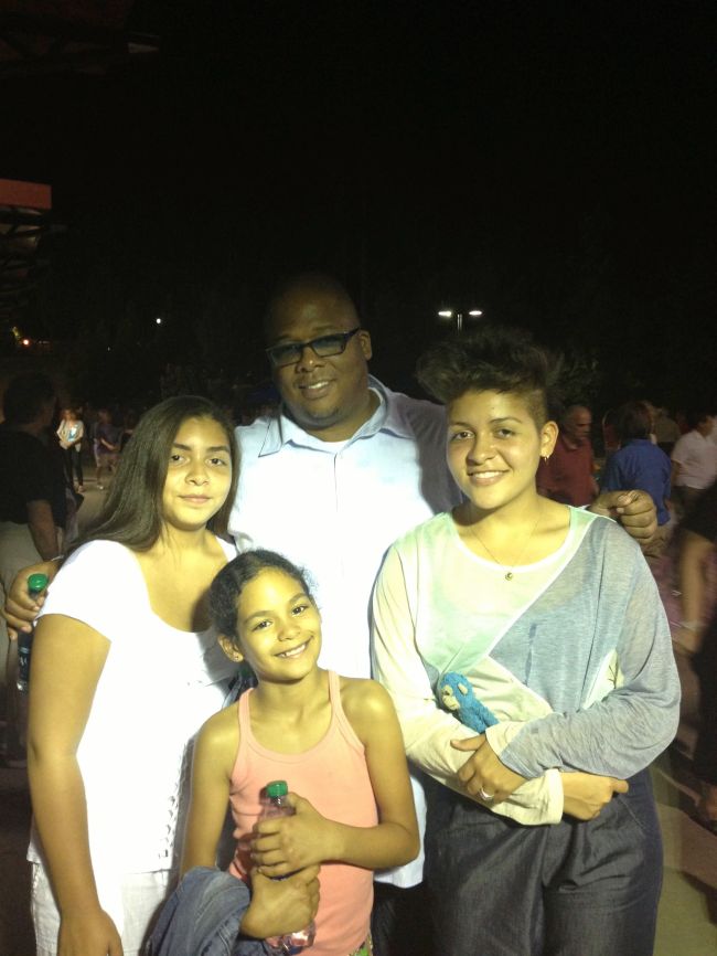 Mark, Ana, Maya & Layla