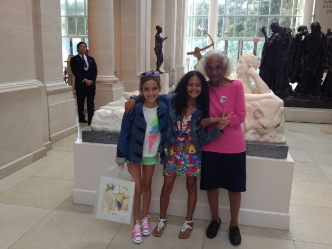 Lexi, Layla & Grandma