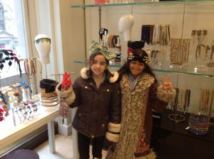 Lexi & Layla trying on some new looks 