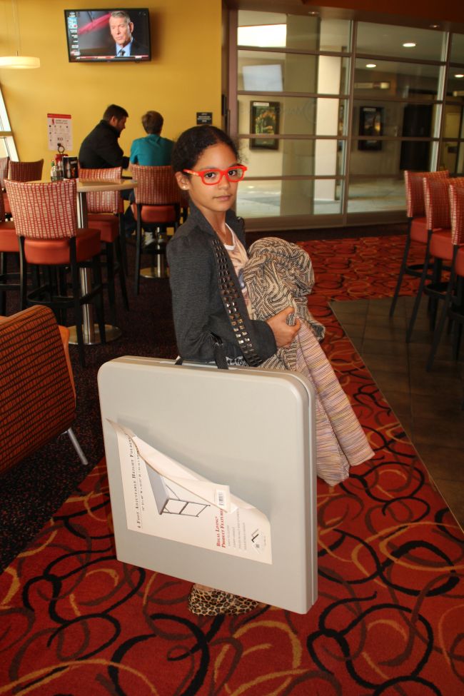 Schlepping Ambassador Table