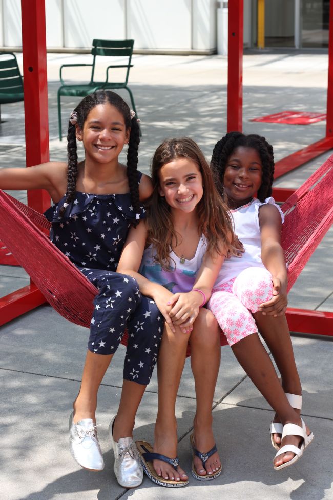 Layla, Lexi and Grace at the High Museum Kids Audio Guide Table Read 