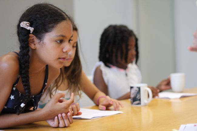 Layla, Lexi and Grace at the High Museum Kids Audio Guide Table Read 