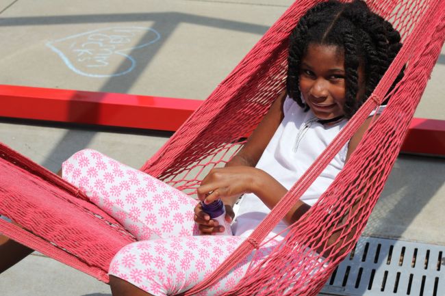 Layla, Lexi and Grace at the High Museum Kids Audio Guide Table Read 