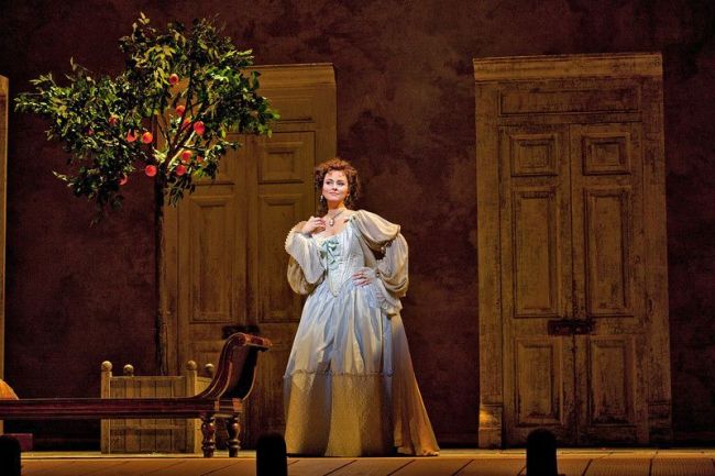 sabel Leonard as Rosina in Rossini's “The Barber of Seville." Photo: Ken Howard/Metropolitan Opera (c) 2011